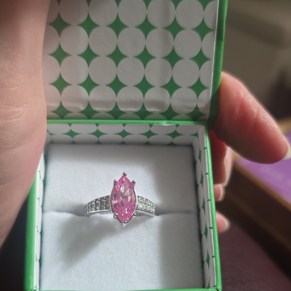 New With Box Ryze Sterling Silver Ring. Size 6.